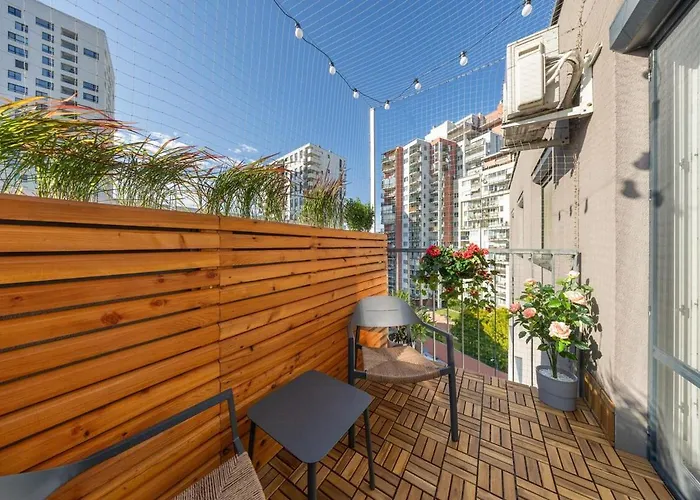 Apartment - Cozy With Parking